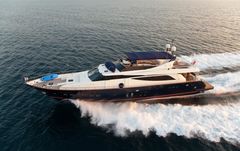 Guy Couach 30m Yacht with Fly! (yate de motor)