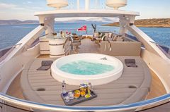 Motorboot Sunseeker 131 Luxury Yacht Bild 3